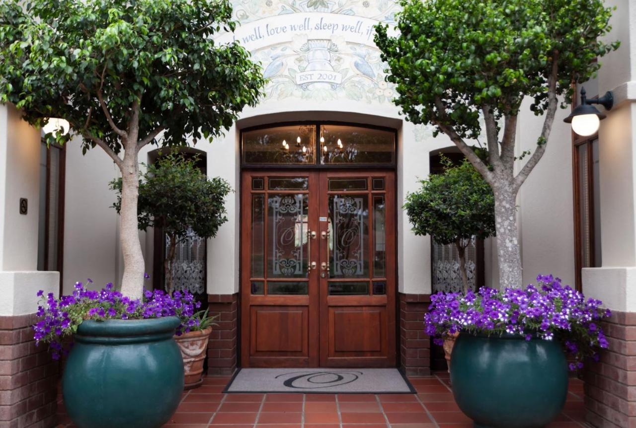 Oliver'S White River Exterior photo